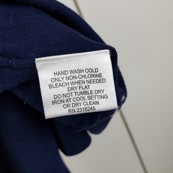 Vineyard Vines silk blend Pearl button sweater - Picture 3 of 5